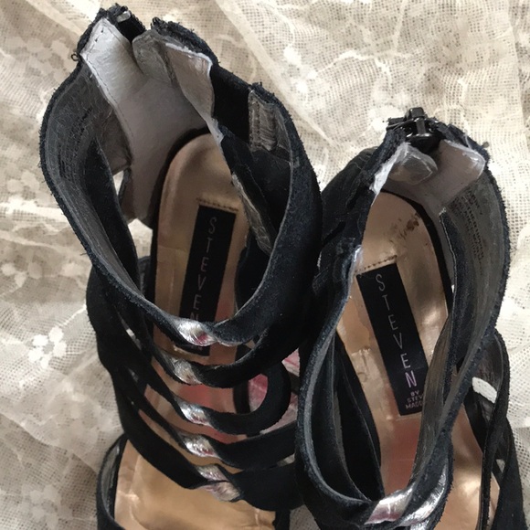 Steve Madden black suede wedge heel shoes - Picture 6 of 8